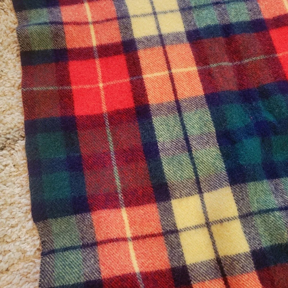 Vintage Troy Robe Wool Tartan Plaid Stadium Throw Blanket Fringe 54x77